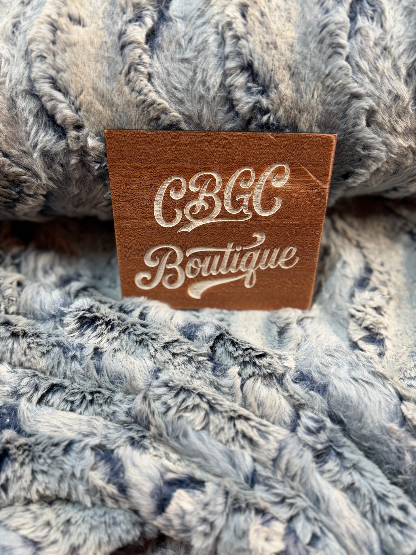 Luxe Cuddle® Wild Rabbit Icy Morn